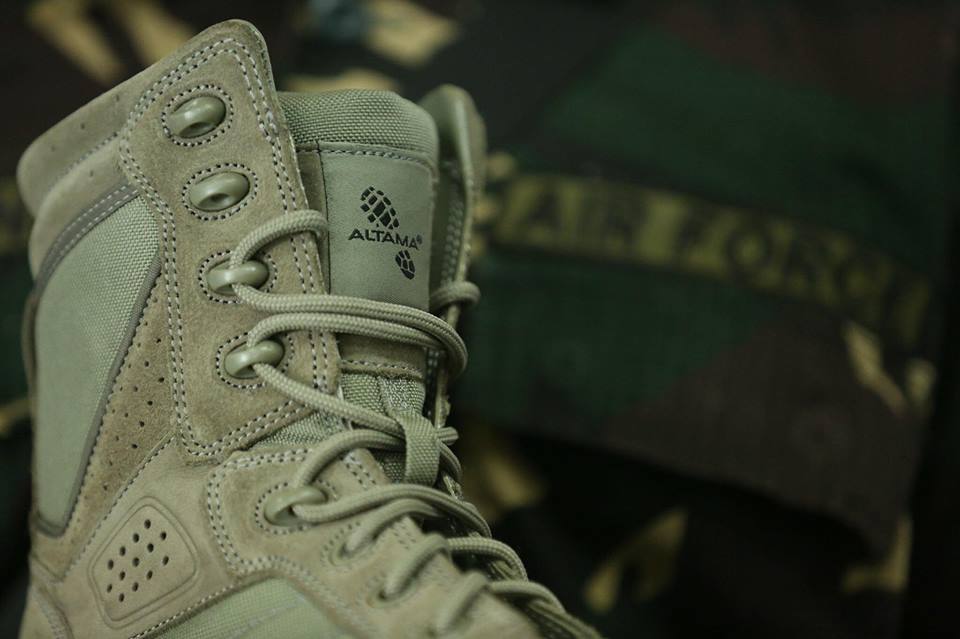ALTAMA PAF Gray boots